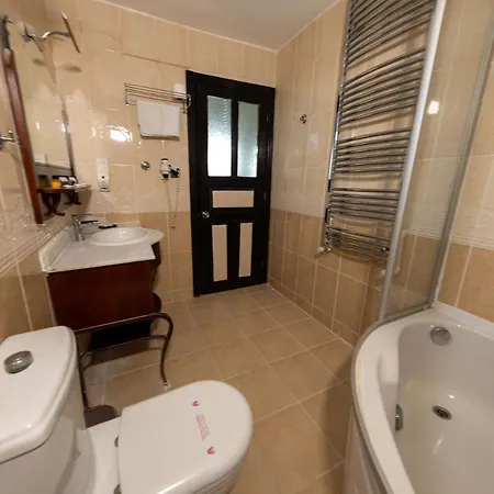 Antique Manastir Boutique Hotel *